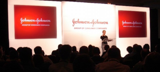 width: '2000px', height: '987px'